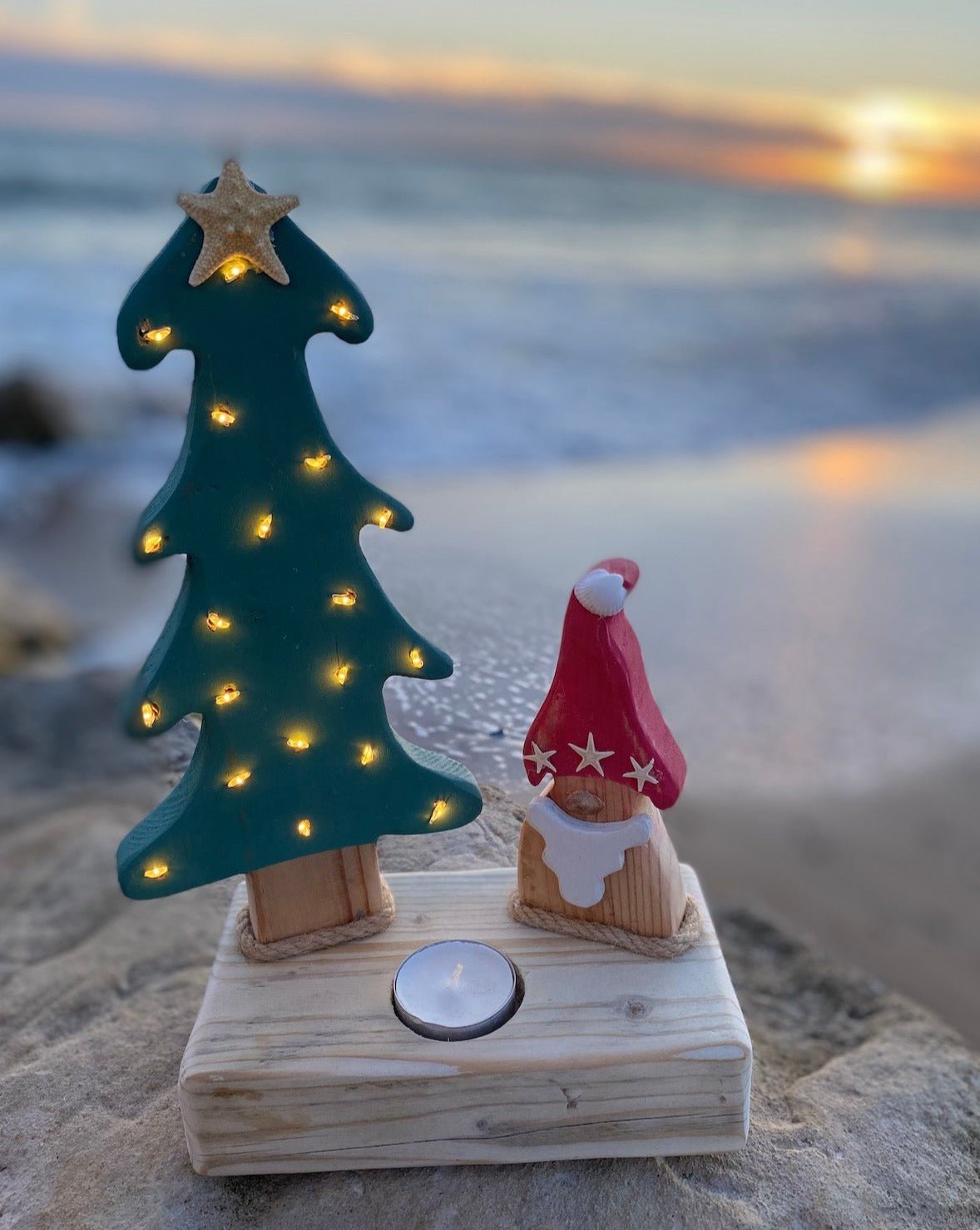 Driftcraft Christmas Tree with lights and Santa with Tealight - Drift Craft by Jo