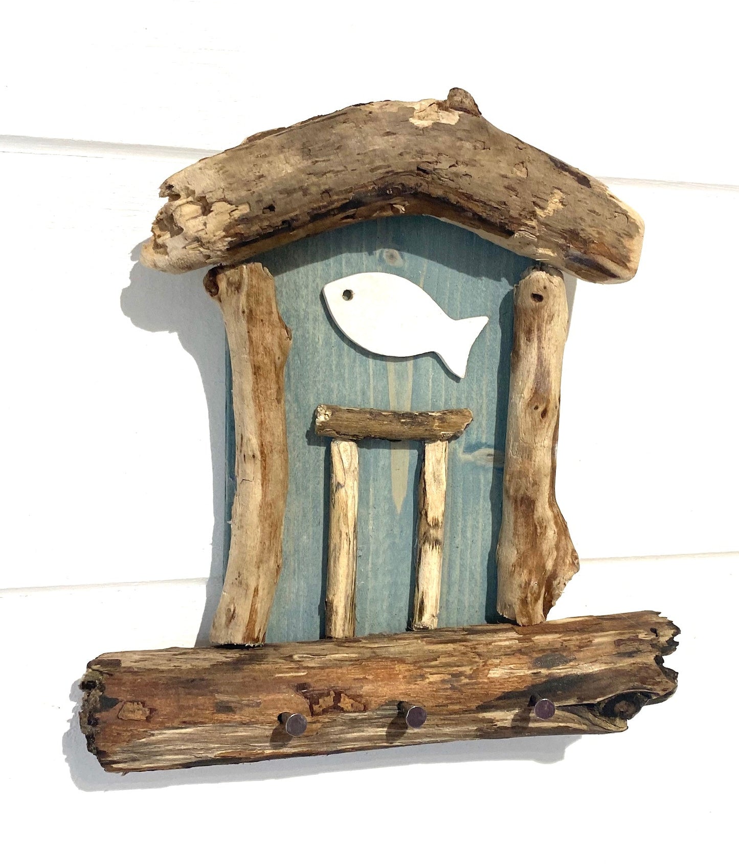 Driftwood Mini Beach Hut with Key Hooks - Drift Craft by Jo