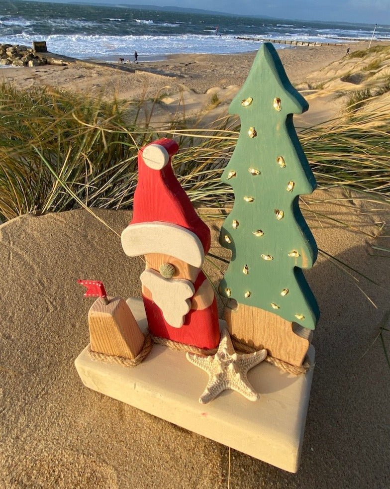 Driftcraft Christmas - Christmas Tree with lights and Santa Sandcastle - Drift Craft by Jo