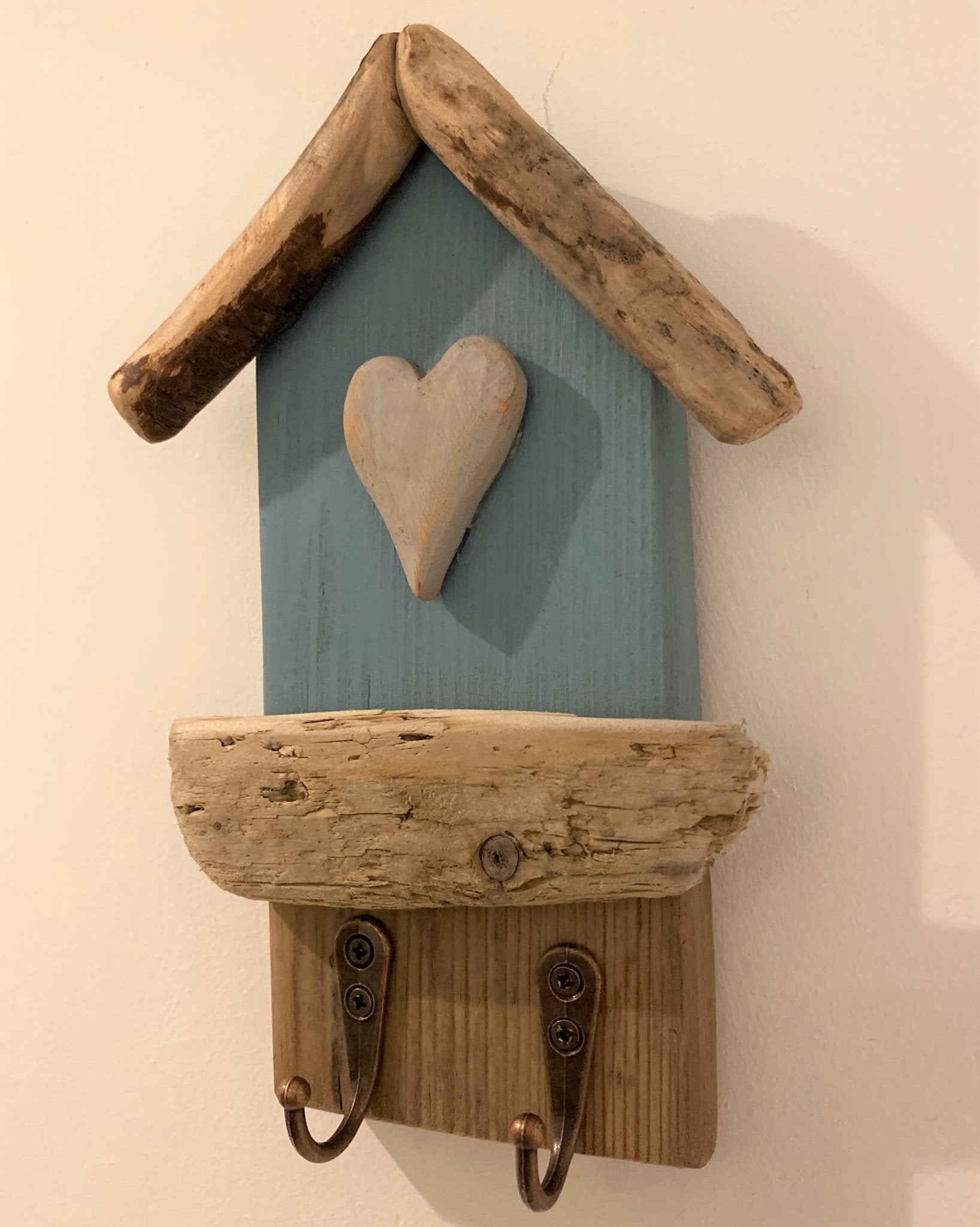 Driftwood Beach Hut Hooks with Heart - Light Blue - Drift Craft by Jo