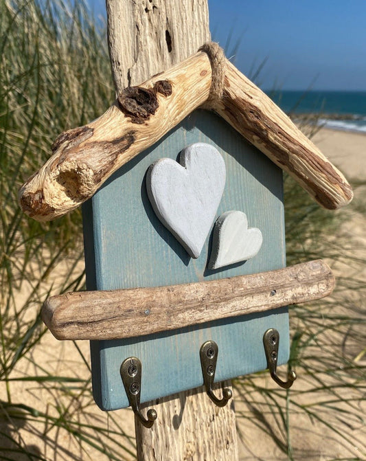 Driftwood Beach Hut Key Hooks - Aqua with Hearts - Drift Craft by Jo