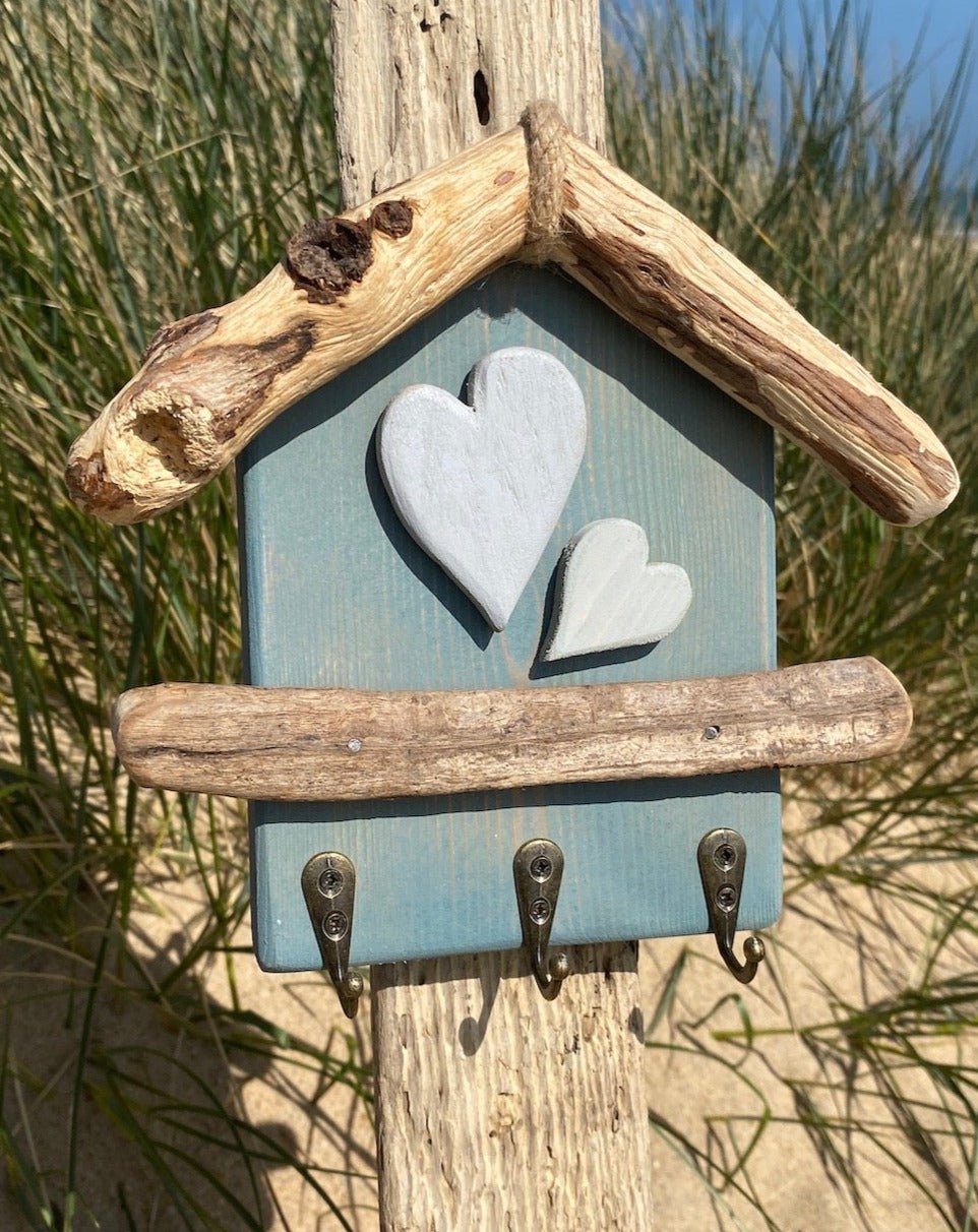 Driftwood Beach Hut Key Hooks - Aqua with Hearts - Drift Craft by Jo
