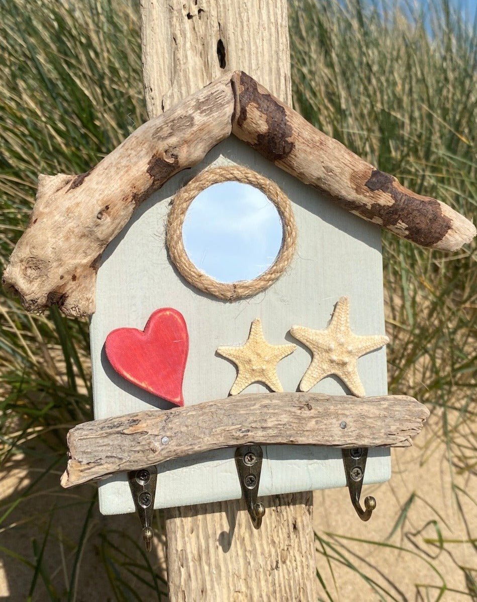 Driftwood Beach Hut Key Hooks - Light Green with Heart and Starfish - Drift Craft by Jo