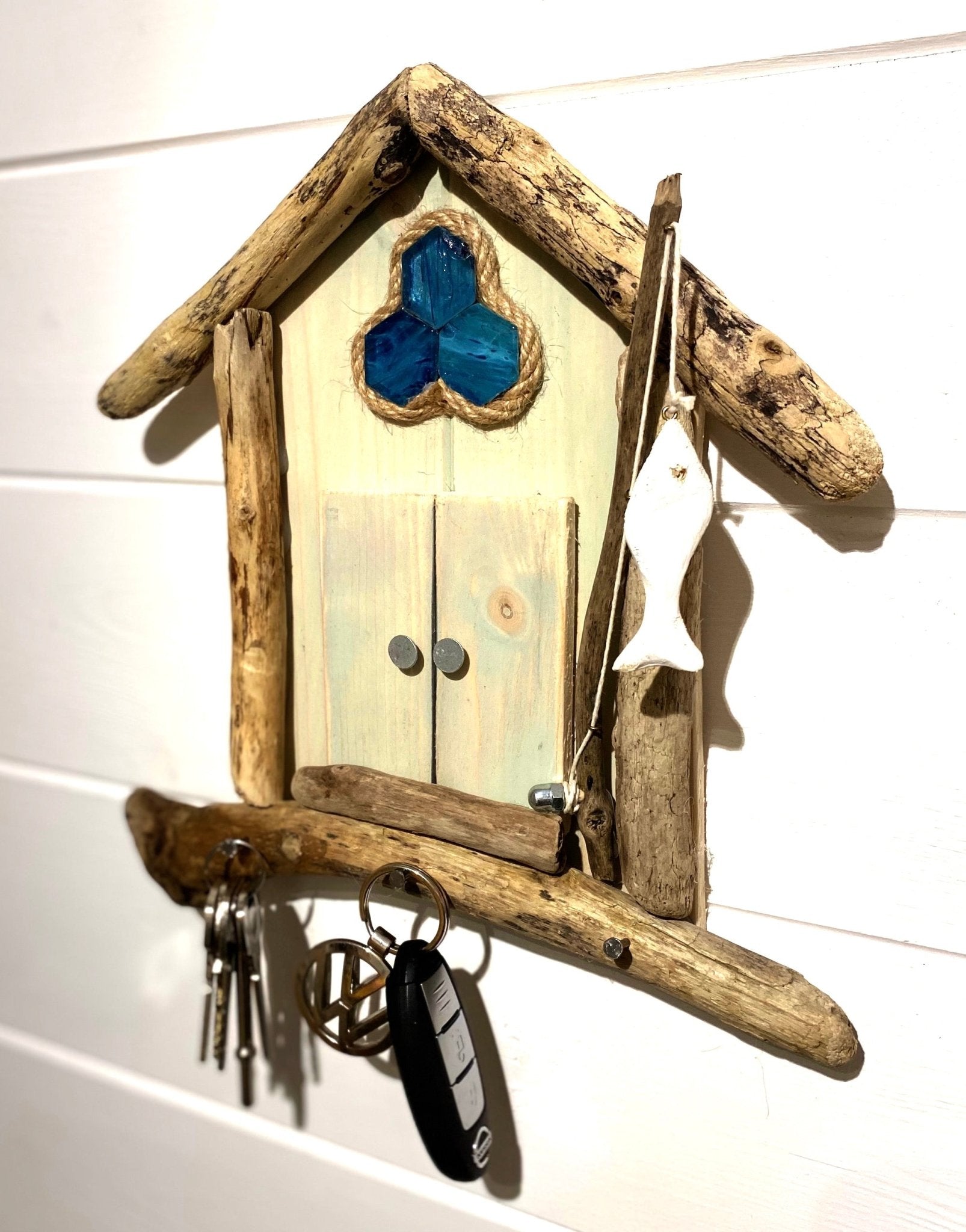 Driftwood Beach Hut with Key Hooks & Fishing Rod - Green - Drift Craft by Jo