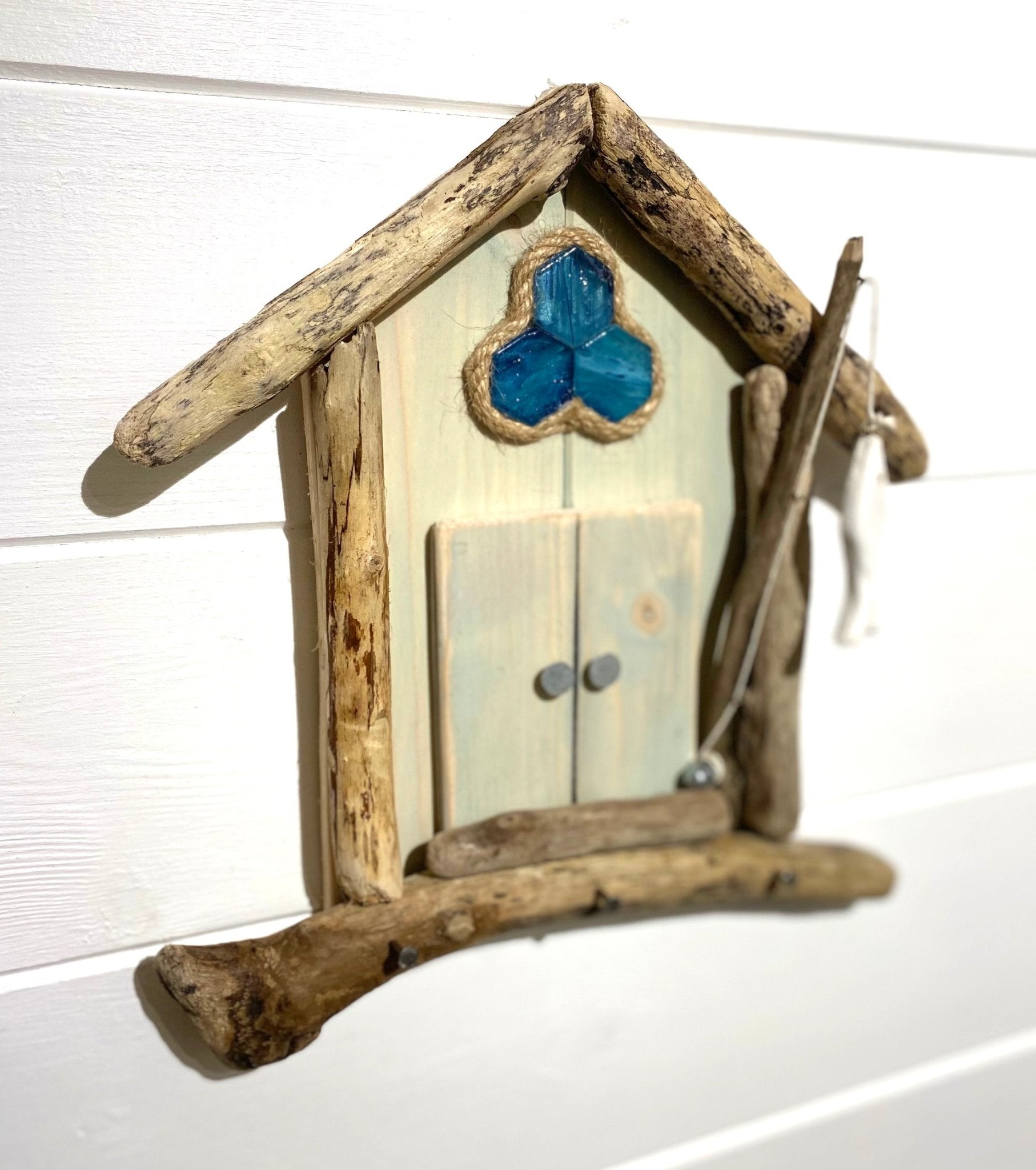 Driftwood Beach Hut with Key Hooks & Fishing Rod - Green - Drift Craft by Jo
