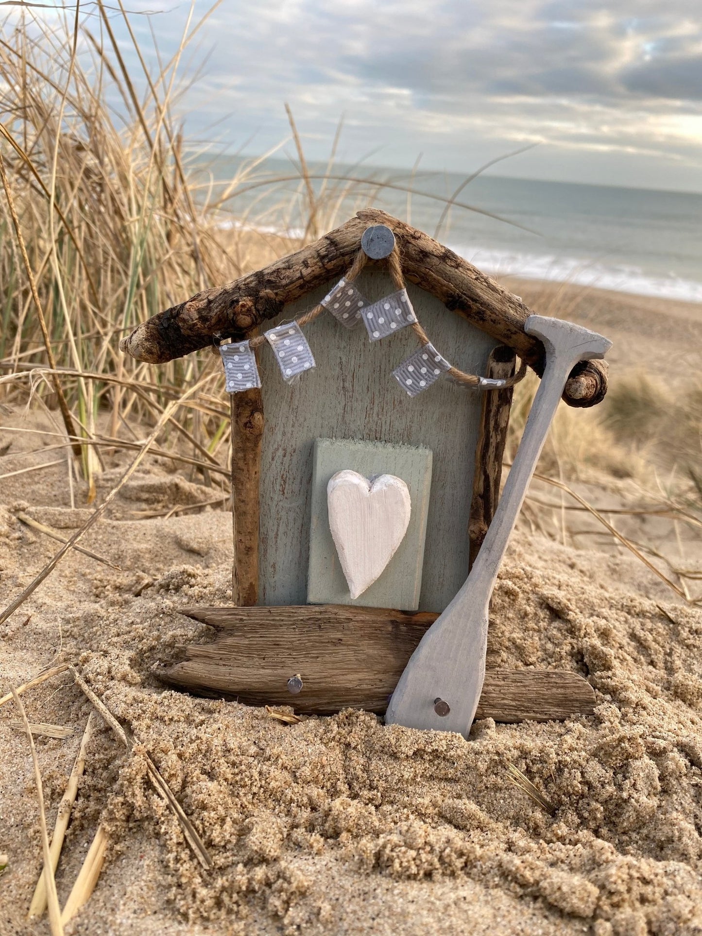 Driftwood Mini Beach Hut Key Hooks - Green Paddle and Bunting - Drift Craft by Jo