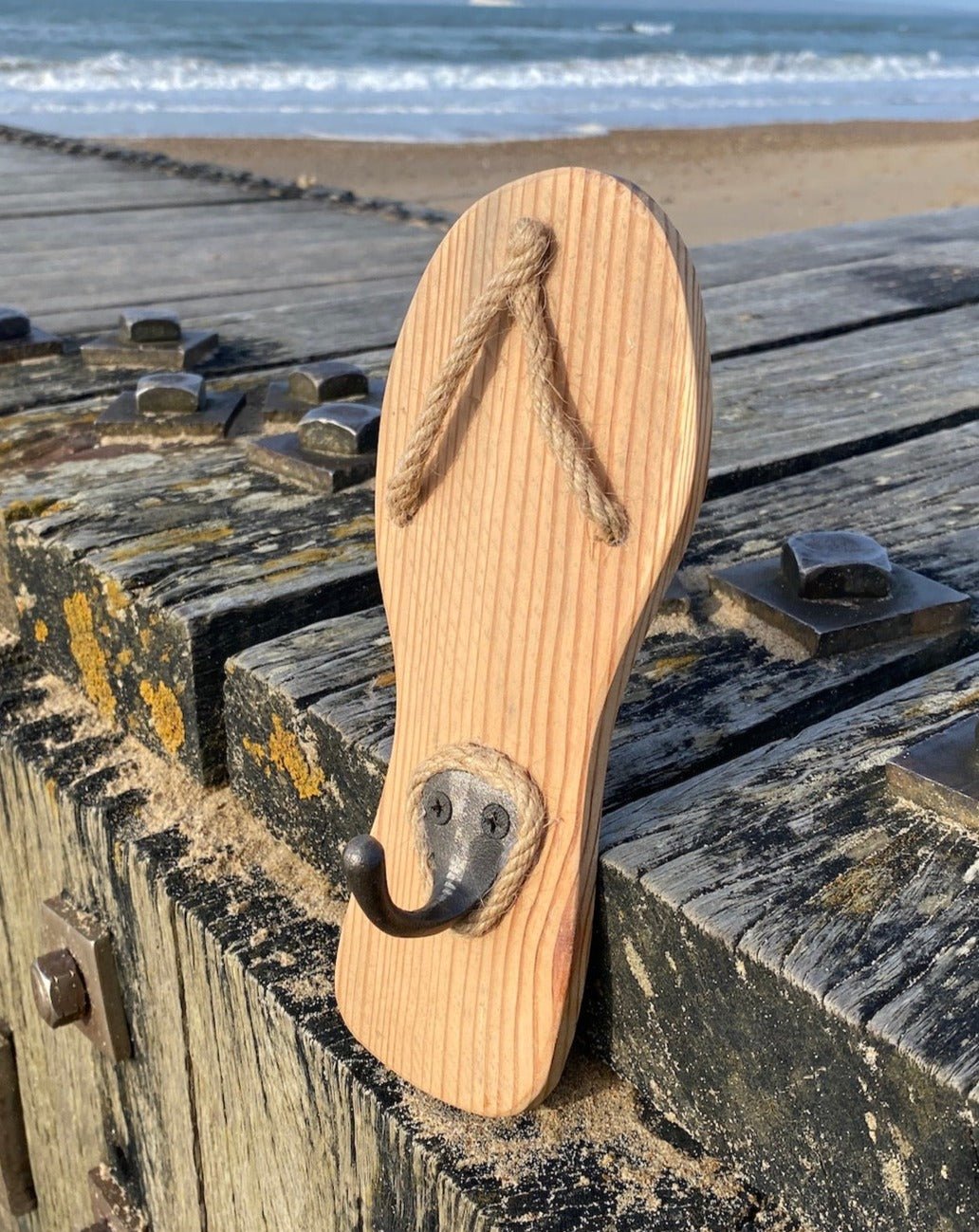 Rustic Wooden Flip Flop Hook - Drift Craft by Jo